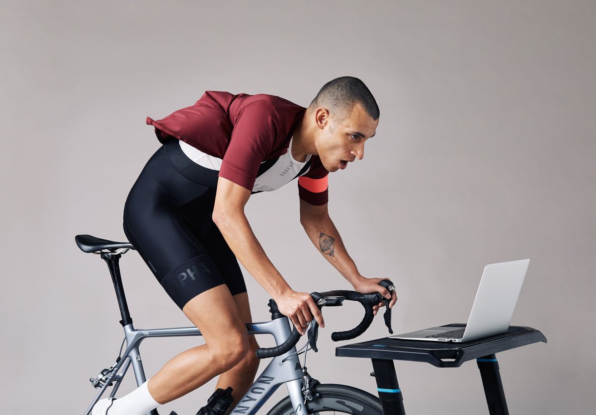 Solving Hinge Wobble: Why Hynox Triple-Lock Engineering Outperforms Standard Folding Frames